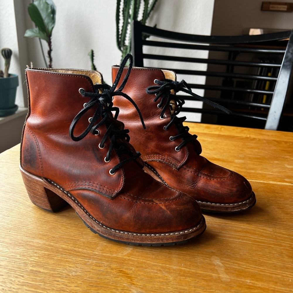 Red Wing Heritage Clara Heeled Boot in Oro Legacy Leather